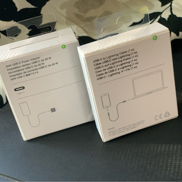 20W Power Adapter & Lighting Cable 1m - Picture 2 of 2